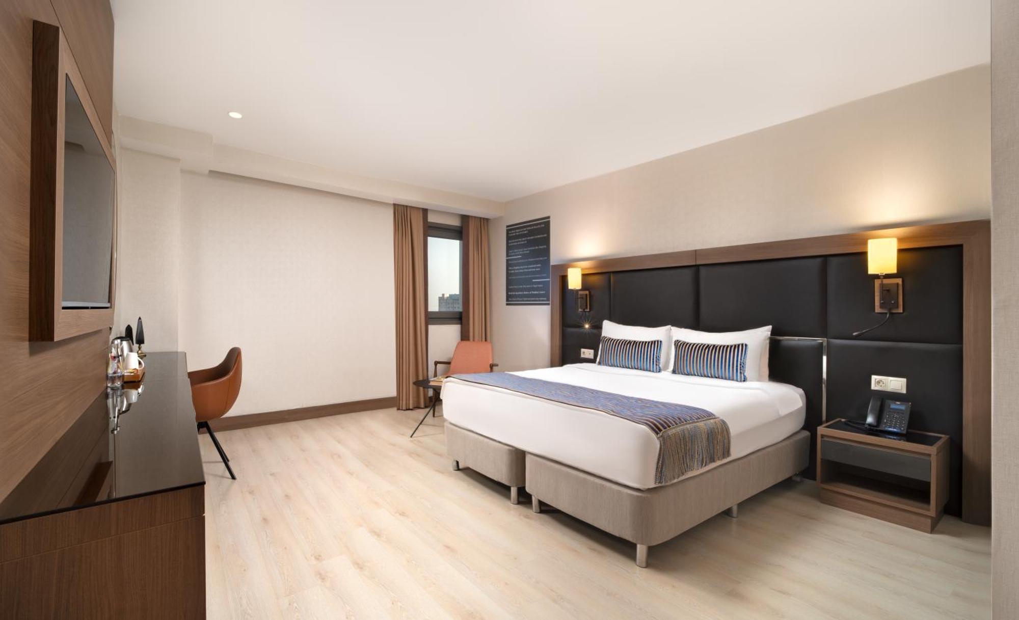 Tryp By Wyndham Istanbul Sisli Hotel Buitenkant foto