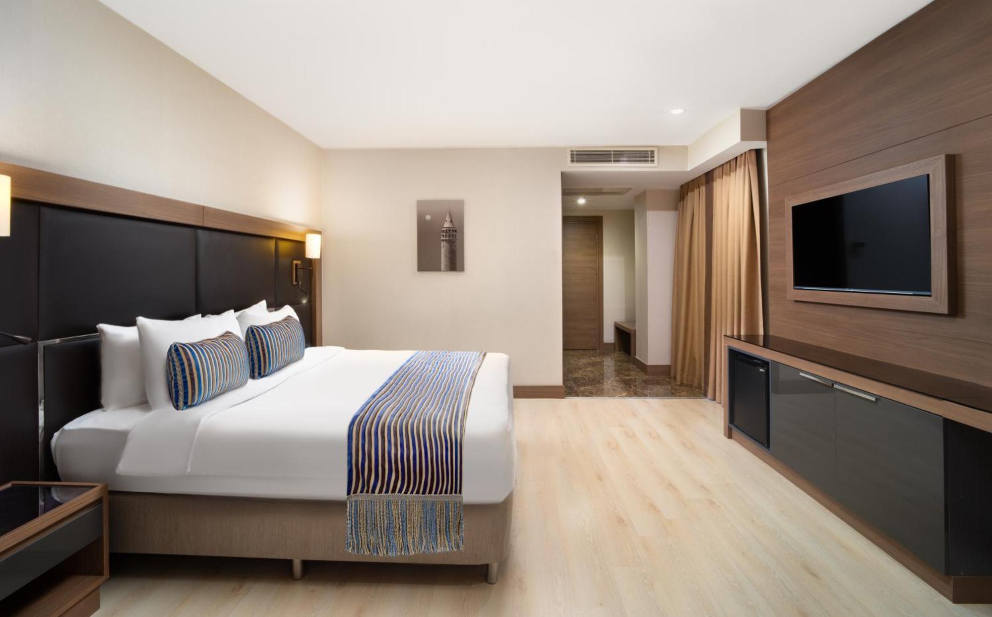 Tryp By Wyndham Istanbul Sisli Hotel Buitenkant foto